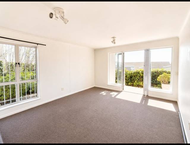 1 BEDROOM APARTMENT FOR SALE IN VREDEHOEK